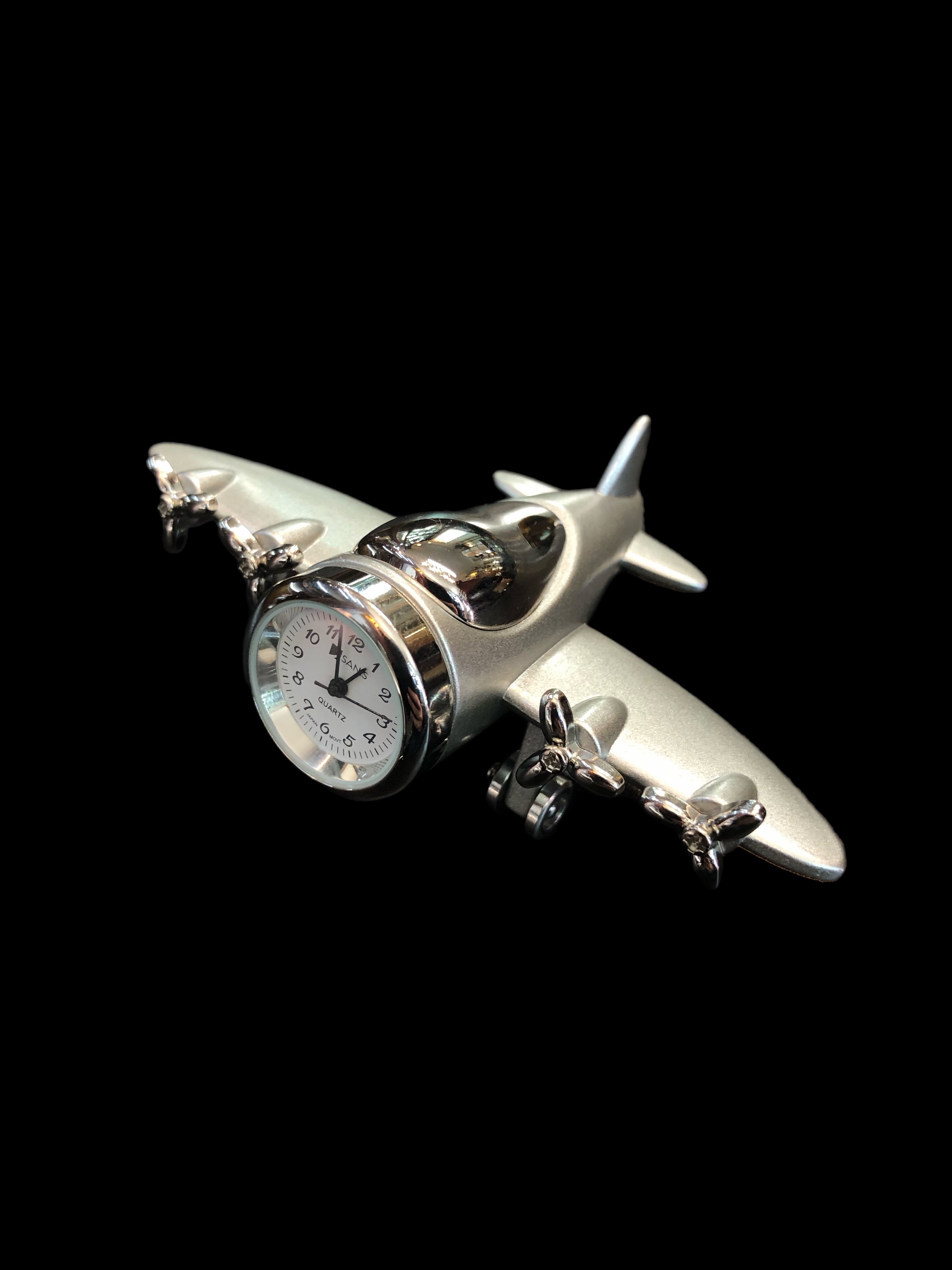 Airplane Clock – The Millbrook Watch Shop
