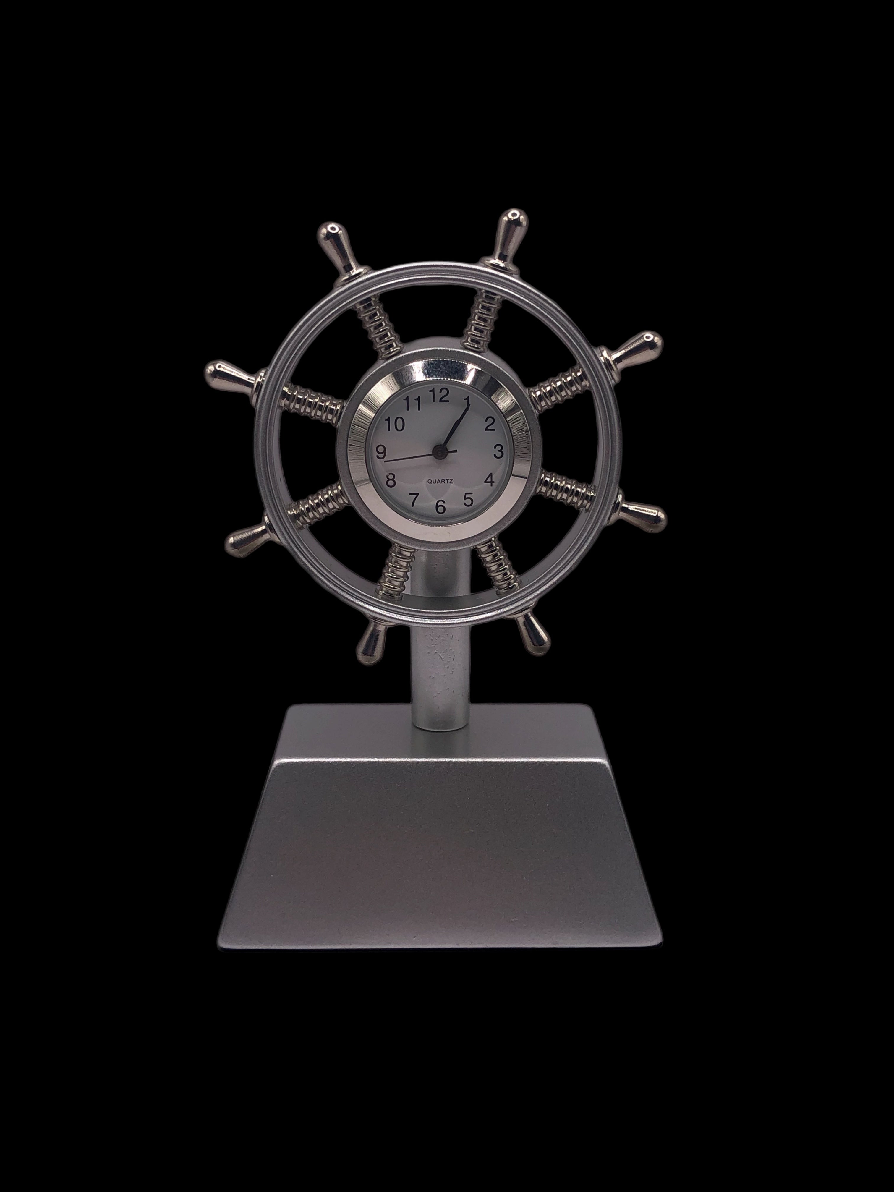 Sains Enterprises Ship Wheel Clock
